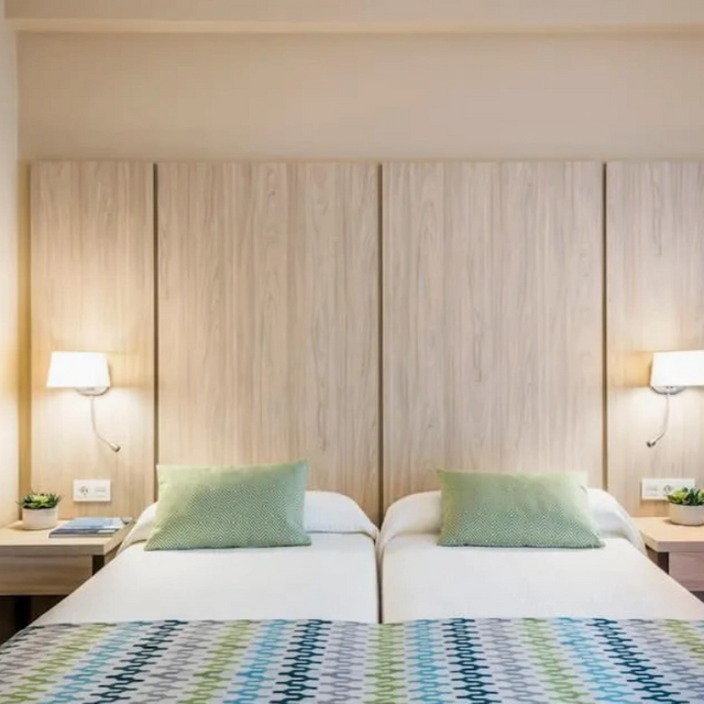 Deluxe деревянная мебель для спальни размером