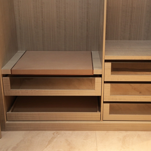 Многофункциональная настройка мебели отеля без дверей